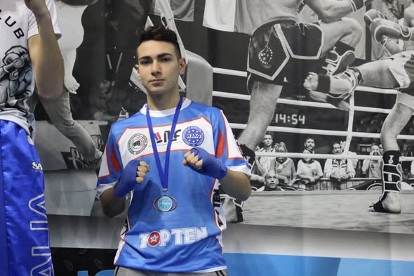 Sara Bove campionessa interregionale di Kick Boxing